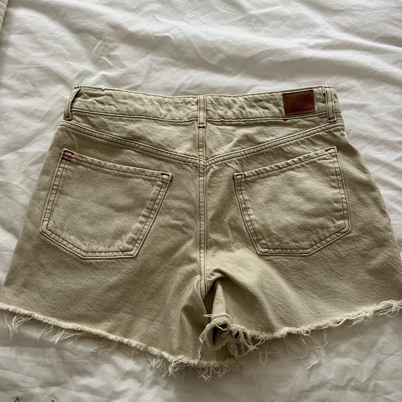 NWOT Urban outfitters a line off-white shorts - Picture 5 of 5